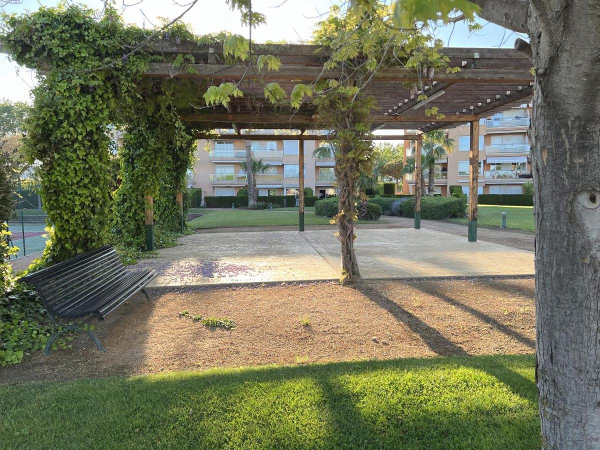 La Bovila Apartment With Exceptional Yard Кастел Пладжа де Аро Екстериор снимка